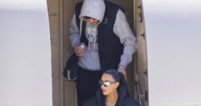 Kim Kardashian and boyfriend Pete Davidson exit their private jet together - www.ok.co.uk - Los Angeles - New York