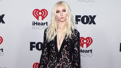 Red Carpet - Dan Humphrey - Taylor Momsen - ‘Gossip Girl’ Star Taylor Momsen Makes First Red Carpet Appearance In 5 Years At iHeart - hollywoodlife.com - Los Angeles - state Missouri