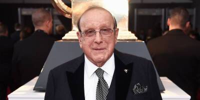 'Clive Davis: Most Iconic Performances' Special - Celebrity Guests Revealed & How to Watch - www.justjared.com