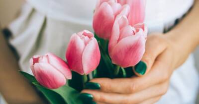 Nine tips to make your Mother's Day flowers last longer - www.manchestereveningnews.co.uk