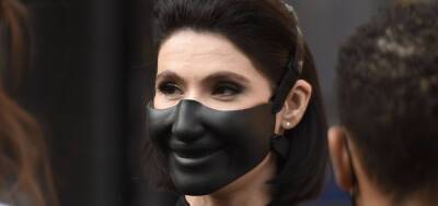 Gemma Arterton Wears an Interesting Mask for Heist on Disney+'s 'Culprits' Set - www.justjared.com - Manchester