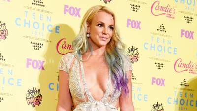 Britney Spears Reveals Her Wedding Dress Designer Donatella Versace ‘Came To Visit’: Photos - hollywoodlife.com - Italy