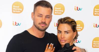 Katie Price films without engagement ring as Carl Woods 'deletes couple snaps' - www.ok.co.uk - Jordan - Thailand - city Essex