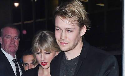 Taylor Swift's Fans Spotted Her & Joe Alwyn in the Background of a CAA Pre-Oscars Party Photo! - www.justjared.com