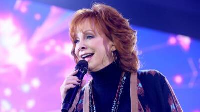 Reba McEntire on Returning to the Oscars Stage to Perform After 30 Years (Exclusive) - www.etonline.com