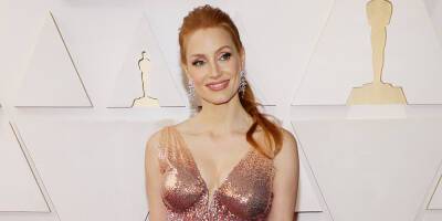 Jessica Chastain Made It To The 2022 Oscars Red Carpet After All! - www.justjared.com - Hollywood