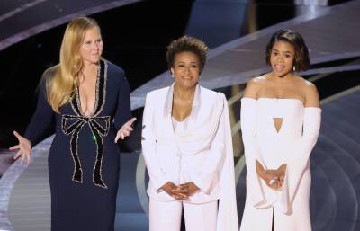 Regina Hall, Amy Schumer And Wanda Sykes Hold Nothing Back During Oscars Opening Monologue - etcanada.com - Florida