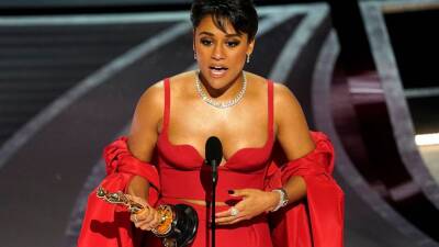 Ariana DeBose wins Oscar for best supporting actress - abcnews.go.com - Los Angeles - city Motown - North Carolina
