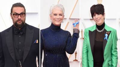 Oscars: Stars Show Support for Ukraine With Blue #WithRefugees Ribbon - variety.com - Ukraine - Russia - county Douglas - city Kyiv