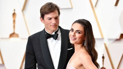 Mila Kunis - Ashton Kutcher - Dylan Meyer - Ashton Kutcher Couldn't Keep His Eyes Off Mila Kunis During Their Oscars Red Carpet Debut - glamour.com - Hollywood - county Highland