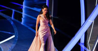 Mila Kunis in tribute to 'strength' with Ukraine war raging as Oscars has moment's silence - www.msn.com - Ukraine
