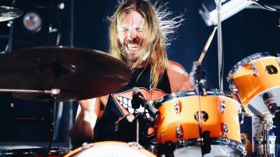 Taylor Hawkins, Foo Fighters’ final show together included performances of 'Everlong,' 'Somebody to Love' - www.foxnews.com - Argentina - county Hawkins
