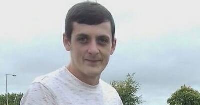 Young man dies after kayak 'capsizes' on Ayrshire loch as tributes paid to 'one in a million' lad - www.dailyrecord.co.uk