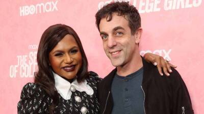 Mindy Kaling and BJ Novak Are Picture Perfect at Oscars After-Party - www.etonline.com
