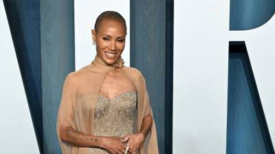 Jada Pinkett Smith said she doesn't 'give 2 craps' what people think of her bald head prior to Oscars - www.foxnews.com - Hollywood - Smith