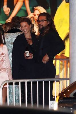 Kate Beckinsale - Zoe Kravitz - Lisa Bonet - Jason Momoa And Kate Beckinsale Spotted Together At Oscars Afterparty - etcanada.com