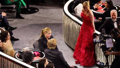 Amy Schumer - Kirsten Dunst - Jesse Plemons - Amy Schumer addresses Kirsten Dunst seat-filler Oscars joke after receiving backlash online - foxnews.com