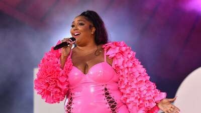 Lizzo Teases Her New Song With a Butt Tattoo Reveal - www.glamour.com