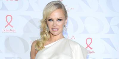 Pamela Anderson Teams With Netflix For New Documentary, Promises To Tell The 'Real Story' - www.justjared.com