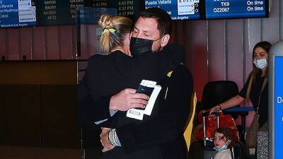 Maksim Chmerkovskiy Peta Murgatroyd Share Emotional Hug After He Arrives Home Safely From Ukraine - hollywoodlife.com - USA - Ukraine - Russia
