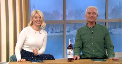 Holly Willoughby reveals secret nod to Alison Hammond on ITV This Morning fans may not have noticed - www.manchestereveningnews.co.uk - Portugal - city Sandeman
