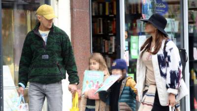 Ryan Gosling Eva Mendes Spotted In Rare Photos With Daughters While Shopping In London - hollywoodlife.com - London - California