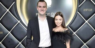 Harry Potter star Scarlett Byrne Hefner shares first photo of her newborn twins after giving birth - www.msn.com - county Cooper