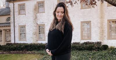 Pregnant Tori Roloff Feels ‘Huge,’ Doesn’t Fit Into Maternity Clothes Anymore: ‘Am I Done Yet?’ - www.usmagazine.com