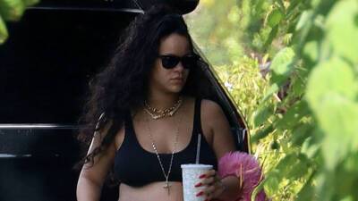 Pregnant Rihanna Bares Her Belly In Black Bra And Baggy Pants: Photos - hollywoodlife.com - California - county Jack