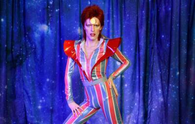 Ed Sheeran - Jimi Hendrix - Amy Winehouse - David Bowie - Madame Tussauds London unveils new David Bowie waxwork - nme.com - London