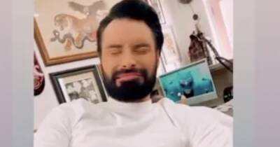 Rylan Clark reveals new Spice Girls tattoo as he grimaces in pain during inking - www.ok.co.uk