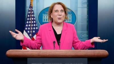 Amy Schneider - White House hosts transgender 'Jeopardy!' star Amy Schneider - abcnews.go.com - Washington