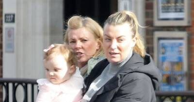 Billi Mucklow takes adorable daughter Marvel for walk ahead of Andy Carroll wedding - www.ok.co.uk
