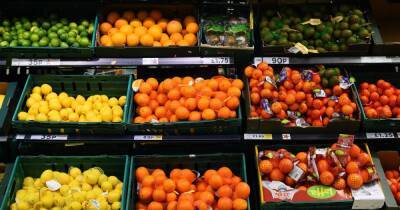 Tesco shopper 'shaken' to find that some of the supermarket's fruit isn't vegan - www.manchestereveningnews.co.uk - Britain - Eu