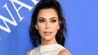 Kim Kardashian - Kanye West - Kim Kardashian Drops Last Name 'West' From Her Instagram Account - etonline.com - Chicago
