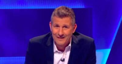 The Last Leg's Adam Hills responds after viewers criticise show over lack of Shane Warne tribute - www.msn.com