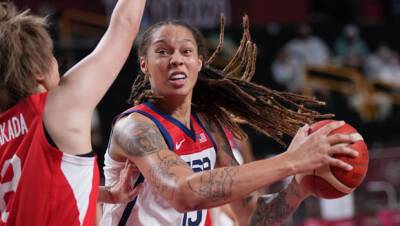 Vladimir Putin - Phoenix Mercury - Brittney Griner - Brittney Griner: 5 Things About The WNBA Star Arrested In Russia On Alleged Drug Charges - hollywoodlife.com - New York - USA - Ukraine - Russia - city Moscow, Russia