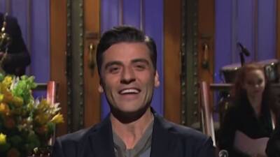 ‘SNL’: Oscar Isaac Teases ‘Moon Knight’, Brings Out Old Home Movies In Opening Monologue - deadline.com - Miami - Florida - Guatemala