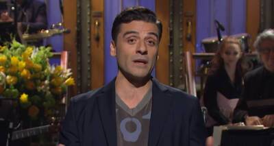 Oscar Isaac Encourages Kids to Be 'Weirdos' in 'Saturday Night Live' Monologue - Watch! - www.justjared.com - Miami - Florida