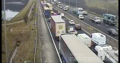 Traffic queuing for 'ten miles' on motorway near Greater Manchester - www.manchestereveningnews.co.uk - Manchester