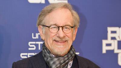 Steven Spielberg Disagrees With Decision To Pre-Record Eight Oscar Categories, Not Optimistic About A Reversal - deadline.com