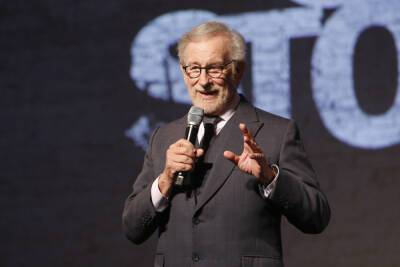 Steven Spielberg Disagrees With Oscars Decision To Pre-Record 8 Categories: ‘All Of Us Make Movies Together’ - etcanada.com