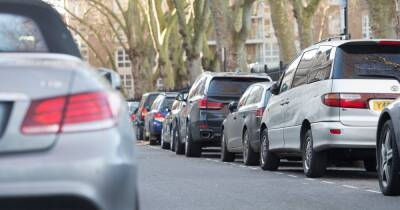 Highway Code warns parking in wrong direction could land you with £2,500 fine - www.manchestereveningnews.co.uk