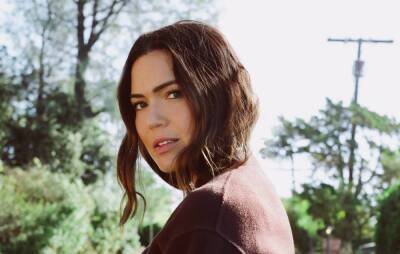 Mandy Moore announces her new album ‘In Real Life’ and shares title track - www.nme.com