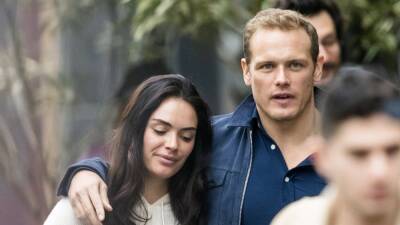 'Outlander' Star Sam Heughan Spotted Kissing Mystery Woman While Out in NYC - www.etonline.com - Scotland - New York
