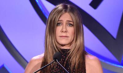 Jennifer Aniston shares heartbreaking tribute in honor of International Women's Day - hellomagazine.com - Ukraine - Russia