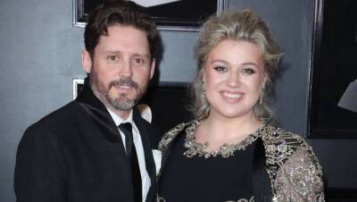 Kelly Clarkson Brandon Blackstock Divorce Settlement Revealed: Custody, Support More - hollywoodlife.com - Montana