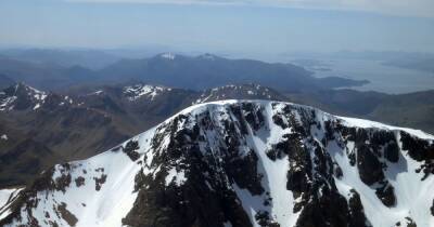 Man dead as 17 others rescued after huge operation on Ben Nevis moountain - www.manchestereveningnews.co.uk - Britain - Scotland - Manchester