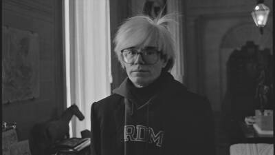 ‘The Andy Warhol Diaries’ Director Andrew Rossi on Teaming Up With Ryan Murphy, AI Narration and Humanizing the Artist - variety.com