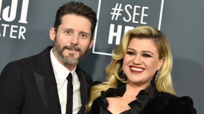 Kelly Clarkson’s Divorce Is Officially Settled—Here’s How Much She’s Paying Her Ex-Husband - stylecaster.com - USA - Los Angeles